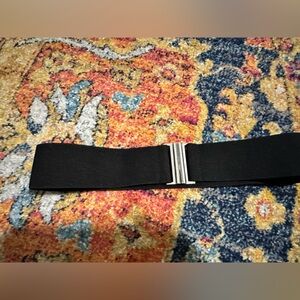 Black and silver elastic fashion belt